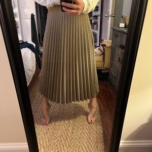 Zara Small Plaid Pleated Skirt